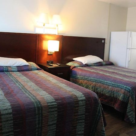 Economy Inn 새포드 외부 사진